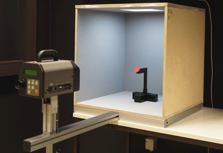 Acquisition and Validation of Spectral Ground Truth Data for Predictive Rendering of Rough Surfaces